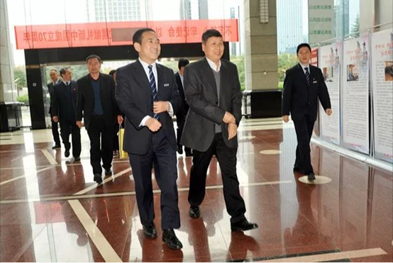 阳煤平原化工董事长武金万一行来佰利乐参观互换